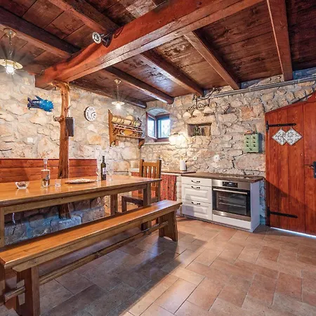 Holiday home Cozy In With Kitchen *